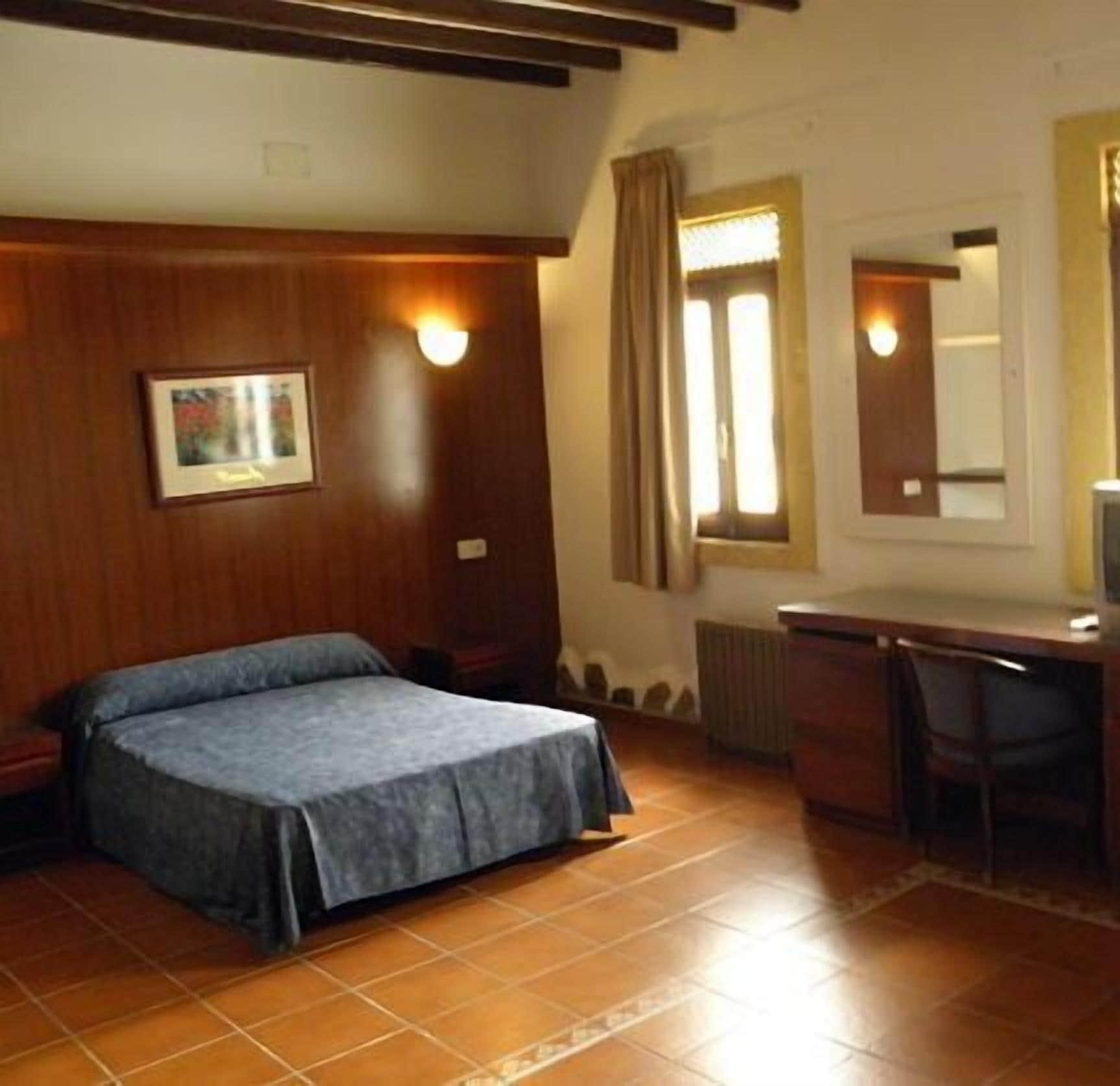 Leon Dormido Rooms & Apartments Polop Buitenkant foto