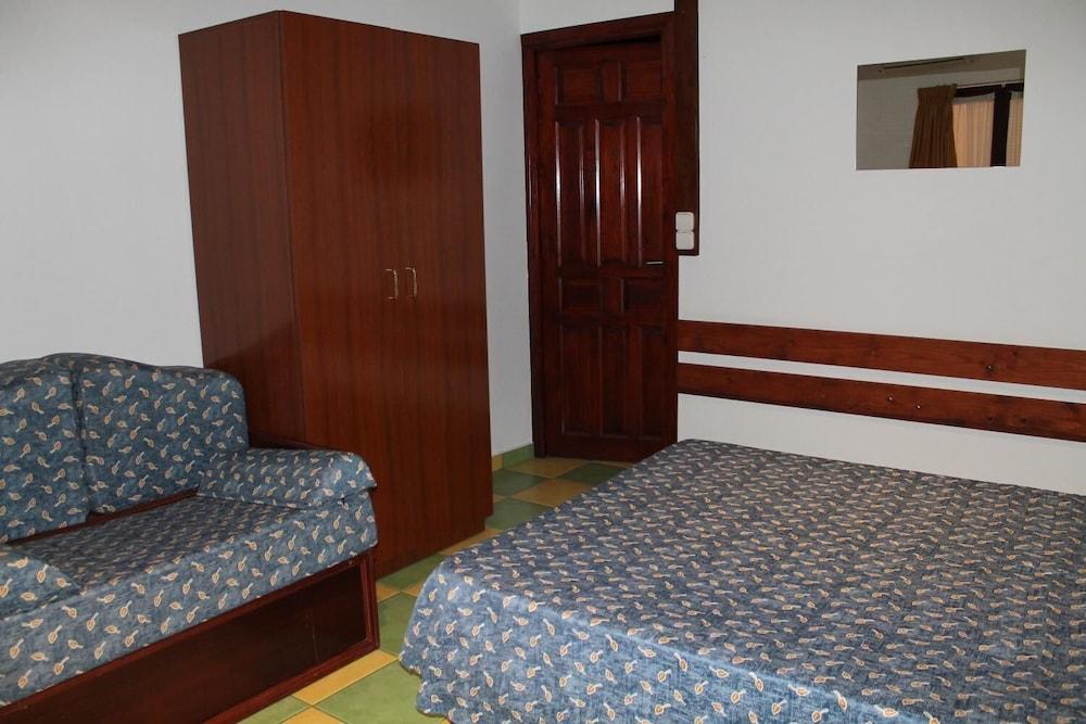 Leon Dormido Rooms & Apartments Polop Buitenkant foto