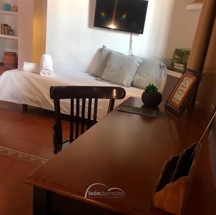 Leon Dormido Rooms & Apartments Polop Buitenkant foto