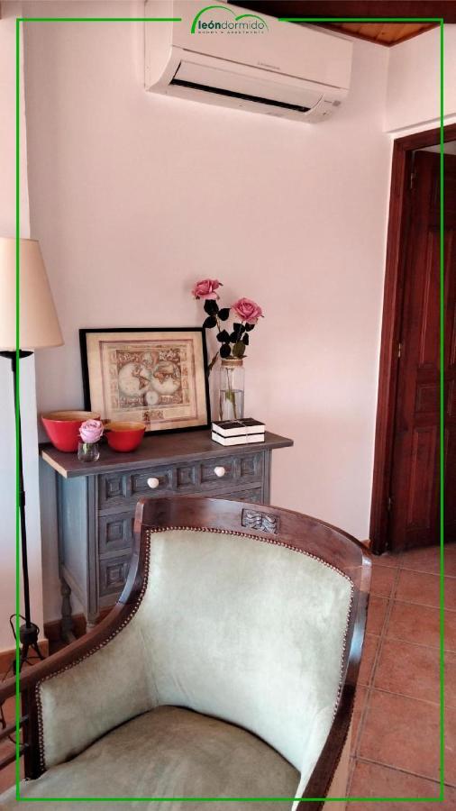 Leon Dormido Rooms & Apartments Polop Buitenkant foto